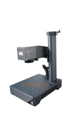 110*110mm فیبر لیزر مارکر با خنک کننده هوا و 8 000 mm/s سرعت علامت گذاری